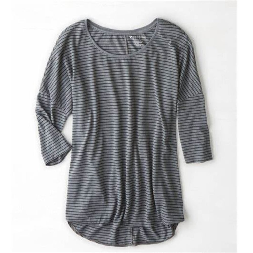 American Eagle Jegging Tshirt Grey with Black Stripes